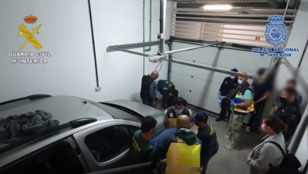 ПРЕДРАГ ЗВАНИ МАРКО БИО МОЗАК ПЉАЧКИ: Ко је Пинк пантер ухапшен са шкаљарцима у великој полицијској акцији у Шпанији ПРЕДРАГ ЗВАНИ МАРКО БИО МОЗАК ПЉАЧКИ: Ко је Пинк пантер ухапшен са шкаљарцима у великој полицијској акцији у Шпанији