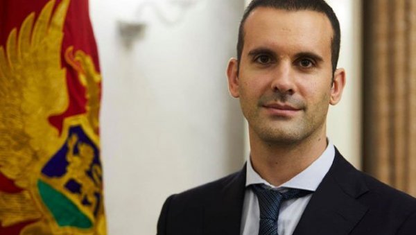 РАЧУНЕ БЕЗ QР КОДА НЕ МОРАТЕ ДА ПЛАТИТЕ: Опоравак после катастрофалне туристиче сезоне у Црној Гори РАЧУНЕ БЕЗ QР КОДА НЕ МОРАТЕ ДА ПЛАТИТЕ: Опоравак после катастрофалне туристиче сезоне у Црној Гори