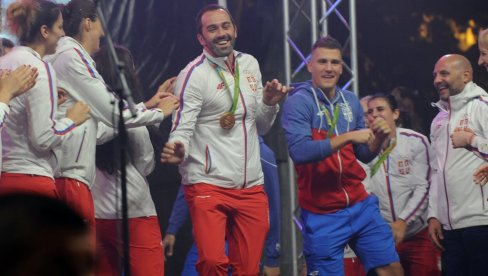 ŽIVKO GOCIĆ ZA NOVOSTI O USPEHU VATERPOLISTA U TOKIJU: To mogu samo velikani, pokazali milion i jedan put kako se bori ŽIVKO GOCIĆ ZA NOVOSTI O USPEHU VATERPOLISTA U TOKIJU: To mogu samo velikani, pokazali milion i jedan put kako se bori