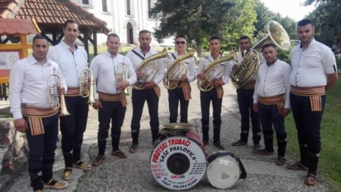 “ПИРОТСКА ЗАВРЗЛАМА”: Пиротски трубачи се загревају за Гучу “ПИРОТСКА ЗАВРЗЛАМА”: Пиротски трубачи се загревају за Гучу