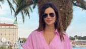 СЕВЕРИНА ПОСТАЛА БАКА: Певачица фотографијом унука разнежила све на мрежама (ФОТО) СЕВЕРИНА ПОСТАЛА БАКА: Певачица фотографијом унука разнежила све на мрежама (ФОТО)