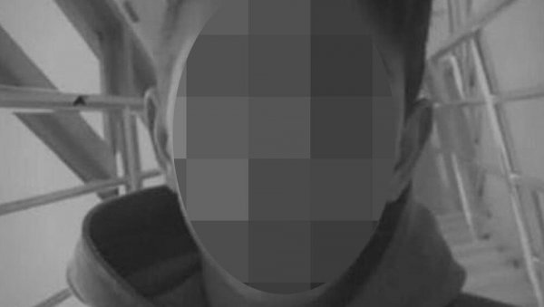 ОГЛАСИЛА СЕ МАЈКА НЕСТАЛОГ ДЕЧАКА: Сазнали смо да су тог дана од 13 до 16 сати били у играоници и од тада му се губи сваки траг (ФОТО) ОГЛАСИЛА СЕ МАЈКА НЕСТАЛОГ ДЕЧАКА: Сазнали смо да су тог дана од 13 до 16 сати били у играоници и од тада му се губи сваки траг (ФОТО)