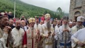 NOVI ŽIVOT DREVNE SVETINJE: U Crnči kod Bijelog Polja obavljeno osvećenje manastira Svetog Jovana Krstitelja (FOTO/VIDEO)