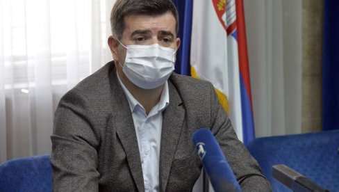 DOKTOR MIRSAD ĐERLEK: Epidemija se pobeđuje vakcinom, a ne merama DOKTOR MIRSAD ĐERLEK: Epidemija se pobeđuje vakcinom, a ne merama