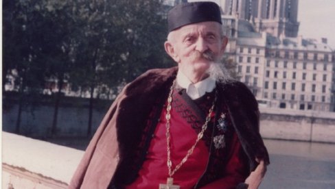 POEZIJOM OBLIKOVAO LJUDE: Tri i po decenije otkako se upokojio epski bard hadži Radovan Bećirović Trebješki POEZIJOM OBLIKOVAO LJUDE: Tri i po decenije otkako se upokojio epski bard hadži Radovan Bećirović Trebješki