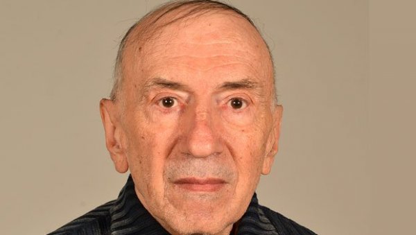 ДРУЖЕЊЕ УЗ ФИЛМСКЕ КЛАСИКЕ: Вечерас се завршава “Крагујевачки улични биоскоп” ДРУЖЕЊЕ УЗ ФИЛМСКЕ КЛАСИКЕ: Вечерас се завршава “Крагујевачки улични биоскоп”