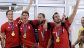 АНДРИЈА ГА УЧИО, А ФИЛИП ТЕСТИРАО: Страхиња Рашовић поносан што је са магичним ватерполистима у Токију постао олимпијски шампион