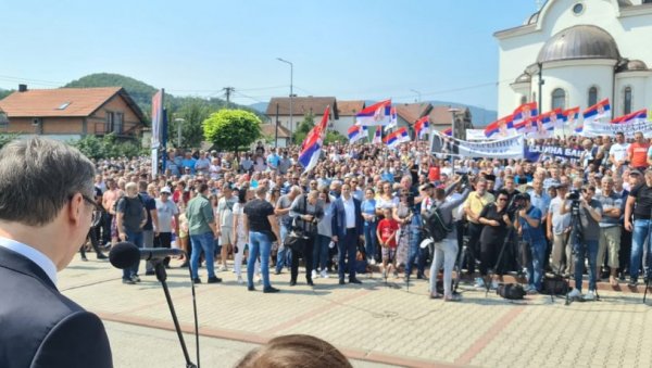 ПРЕДСЕДНИК ВУЧИЋ: Биће све већи притисци око Косова и Републике Српске - Србија неће дозволити нову Олују и Бљесак против српског народа ПРЕДСЕДНИК ВУЧИЋ: Биће све већи притисци око Косова и Републике Српске - Србија неће дозволити нову Олују и Бљесак против српског народа