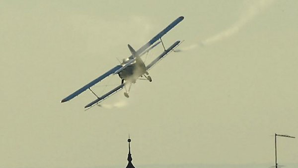 ТРАГЕДИЈА: Срушио се авион, погнинула два младића (ФОТО) ТРАГЕДИЈА: Срушио се авион, погнинула два младића (ФОТО)
