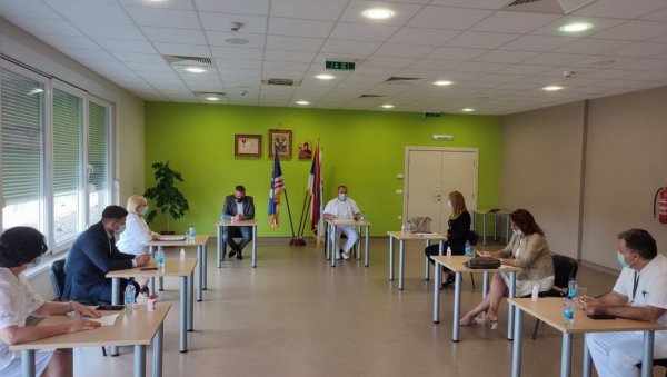 СВЕ БРЖЕ И ЛАКШЕ: У Бијељини почела припрема система Е-беба СВЕ БРЖЕ И ЛАКШЕ: У Бијељини почела припрема система Е-беба