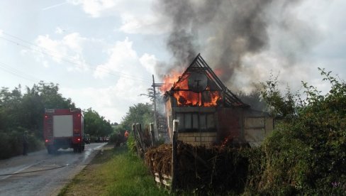 НЕ ПАЛИТЕ ОСТАТКЕ НА ЊИВАМА: Апел Одељења за ванредне ситуације у Пироту НЕ ПАЛИТЕ ОСТАТКЕ НА ЊИВАМА: Апел Одељења за ванредне ситуације у Пироту
