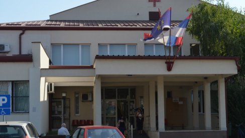 РАСТЕ БРОЈ НОВОЗАРАЖЕНИХ У ЈУЖНОМ БАНАТУ: ОД 107 ПЦР тестова, 37 било позитивно РАСТЕ БРОЈ НОВОЗАРАЖЕНИХ У ЈУЖНОМ БАНАТУ: ОД 107 ПЦР тестова, 37 било позитивно