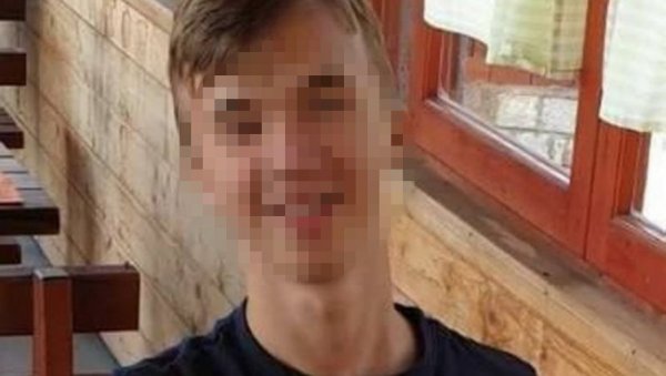 НЕСТАО ДЕЧАК ИЗ УЖИЦА: Никола (15) последњи пут виђен на код продавнице НЕСТАО ДЕЧАК ИЗ УЖИЦА: Никола (15) последњи пут виђен на код продавнице