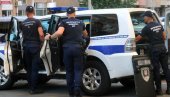 RACIJA U ZIMSKOM FRISTAJLERU: Policija uletela u objekat, pretreseni članovi obezbeđenja