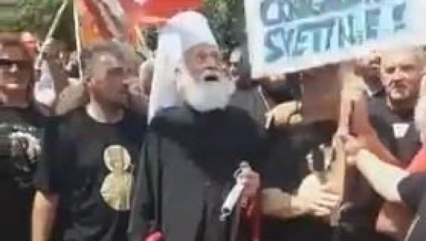 ПО БЛАГОСЛОВУ ВЛАДИКЕ МЕТОДИЈА: Припадници групације Мираша Дедеића изопштени из СПЦ (ФОТО) ПО БЛАГОСЛОВУ ВЛАДИКЕ МЕТОДИЈА: Припадници групације Мираша Дедеића изопштени из СПЦ (ФОТО)