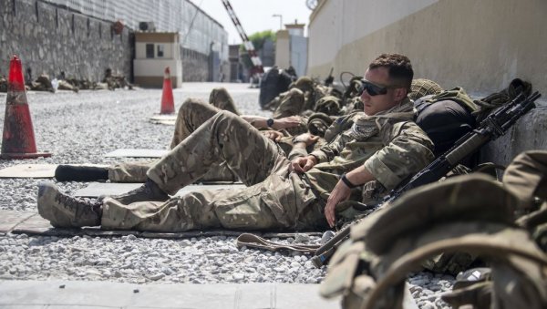 ОСТАЛО ЈЕ ЈОШ САМО ТРИ ДАНА: САД почеле повлачење са аеродрома у Кабулу ОСТАЛО ЈЕ ЈОШ САМО ТРИ ДАНА: САД почеле повлачење са аеродрома у Кабулу