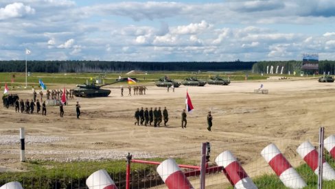 ЧЕТИРИ ПОСАДЕ ВС НА ТЕНКОВСКОМ БИАТЛОНУ: Србија суорганизатор Међународних војних игара ЧЕТИРИ ПОСАДЕ ВС НА ТЕНКОВСКОМ БИАТЛОНУ: Србија суорганизатор Међународних војних игара