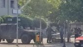 OKLOPNIM VOZILIMA UZNEMIRAVALI SRBE NA KiM - Upozorenje: Takozvane Kosovske bezbednosne snage upale u srpske sredine OKLOPNIM VOZILIMA UZNEMIRAVALI SRBE NA KiM - Upozorenje: Takozvane Kosovske bezbednosne snage upale u srpske sredine