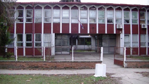 ЧИТАВА НАСЕЉА БЕЗ ПЕДИЈАТРА: У Црвенки покренута петиција да се у кулској општини обезбеди више дечјих лекара ЧИТАВА НАСЕЉА БЕЗ ПЕДИЈАТРА: У Црвенки покренута петиција да се у кулској општини обезбеди више дечјих лекара