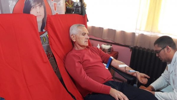 ХУМАНА АКЦИЈА У ВРАЊУ: Македонци дају крв на Велику Госпојину ХУМАНА АКЦИЈА У ВРАЊУ: Македонци дају крв на Велику Госпојину