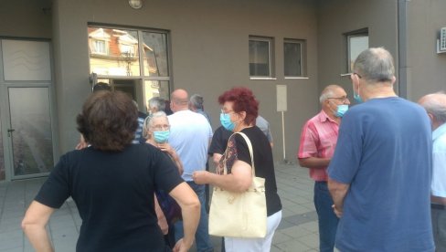 ВАКЦИНИСАНО 49,2 ОДСТО ГРАЂАНА: Епидемија у Пиротском округу ВАКЦИНИСАНО 49,2 ОДСТО ГРАЂАНА: Епидемија у Пиротском округу