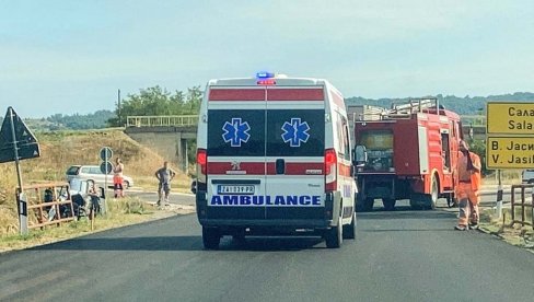 TEŠKA SAOBRAĆAJNA NESREĆA KOD ZAJEČARA: U udesu povređeno više ljudi! TEŠKA SAOBRAĆAJNA NESREĆA KOD ZAJEČARA: U udesu povređeno više ljudi!