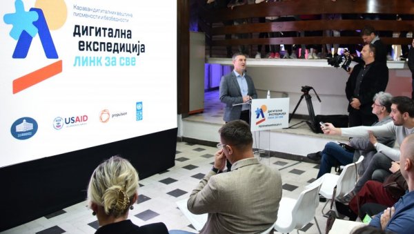 ПРИЈЕПОЉЕ ПРВА СТАНИЦА „ДИГИТАЛНЕ ЕКСПЕДИЦИЈЕ“: Експерти презентовали основе дигиталне писмености ПРИЈЕПОЉЕ ПРВА СТАНИЦА „ДИГИТАЛНЕ ЕКСПЕДИЦИЈЕ“: Експерти презентовали основе дигиталне писмености