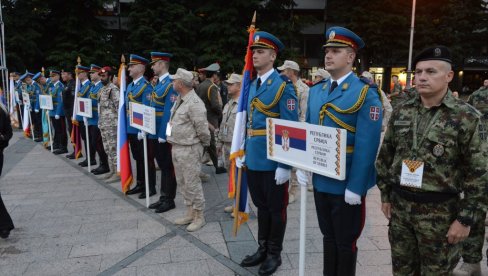 ИЗАЗОВ ЗА НАЈБОЉЕ: У Краљеву отворено Међународно такмичење јединица војне полиције - „Чувар реда“ ИЗАЗОВ ЗА НАЈБОЉЕ: У Краљеву отворено Међународно такмичење јединица војне полиције - „Чувар реда“