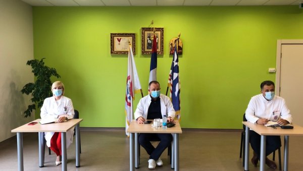 У БОЛНИЦИ 25 ПАЦИЈЕНАТА: Погоршана епидемиолошка ситуација у Бијељини У БОЛНИЦИ 25 ПАЦИЈЕНАТА: Погоршана епидемиолошка ситуација у Бијељини