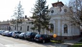 ПОКРАО ЦРВЕНИ КРСТ У ПЛАНДИШТУ: Ухапшен лопов, однео латпотове и звучник ПОКРАО ЦРВЕНИ КРСТ У ПЛАНДИШТУ: Ухапшен лопов, однео латпотове и звучник