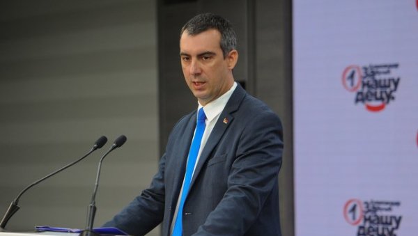 СКУПШТИНА СТАНАРА ЈАЧА НЕГО ИКАД: Владимир Орлић о данашњој блокади путева СКУПШТИНА СТАНАРА ЈАЧА НЕГО ИКАД: Владимир Орлић о данашњој блокади путева