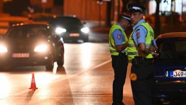 ВОЗИЛИ ПОД ДЕЈСТВОМ ПСИХОАКТИВНИХ СУПСТАНЦИ: Полиција у Београду искључила из саобраћаја три возача ВОЗИЛИ ПОД ДЕЈСТВОМ ПСИХОАКТИВНИХ СУПСТАНЦИ: Полиција у Београду искључила из саобраћаја три возача