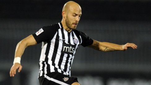 MILETIĆ OPET U CRNO-BELOM: Partizan u finišu prelaznog roka pojačava odbranu MILETIĆ OPET U CRNO-BELOM: Partizan u finišu prelaznog roka pojačava odbranu