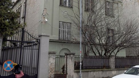 РУШЕЊЕ СКУПЉЕ НЕГО ИЗГРАДЊА: Град у последње три године уклонио 45 од 4.000 нелегалних објеката РУШЕЊЕ СКУПЉЕ НЕГО ИЗГРАДЊА: Град у последње три године уклонио 45 од 4.000 нелегалних објеката