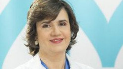 ЕФИКАСНОСТ ИНТЕРВЕНЦИЈЕ: Хирург Зора Игњатовић открива да ли ласерско скидање диоптрије има негативна дејства ЕФИКАСНОСТ ИНТЕРВЕНЦИЈЕ: Хирург Зора Игњатовић открива да ли ласерско скидање диоптрије има негативна дејства