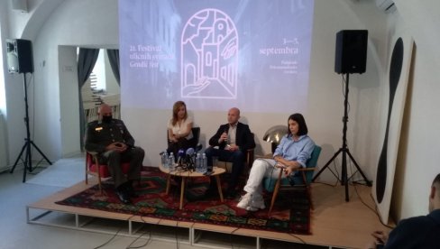 ŠLAGERI ULIČNIH SVIRAČA: U petak počinje 21. Gradić fest ŠLAGERI ULIČNIH SVIRAČA: U petak počinje 21. Gradić fest