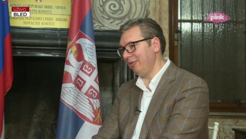 ВУЧИЋ ИЗ СЛОВЕНИЈЕ: Председник о одласку на Цетиње, измишљању нових нација и великој посети коју Србија очекује ВУЧИЋ ИЗ СЛОВЕНИЈЕ: Председник о одласку на Цетиње, измишљању нових нација и великој посети коју Србија очекује