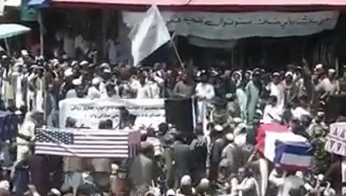 ТАЛИБАНИ ОДРЖАЛИ ЛАЖНУ САХРАНУ САД И НАТО: Славље у целој земљи због повлачења Американаца ТАЛИБАНИ ОДРЖАЛИ ЛАЖНУ САХРАНУ САД И НАТО: Славље у целој земљи због повлачења Американаца