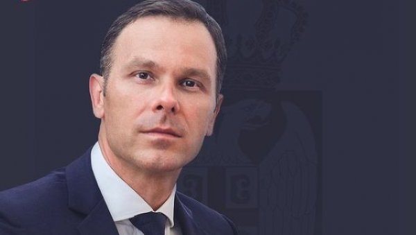 МАЛИ ПРЕДСТАВИО ПРЕДЛОГ ЗАКОНА О ПОДРШЦИ МЛАДИМА: Овим показујемо снагу наших финансија и бригу о онима којима је помоћ најпотребнија МАЛИ ПРЕДСТАВИО ПРЕДЛОГ ЗАКОНА О ПОДРШЦИ МЛАДИМА: Овим показујемо снагу наших финансија и бригу о онима којима је помоћ најпотребнија
