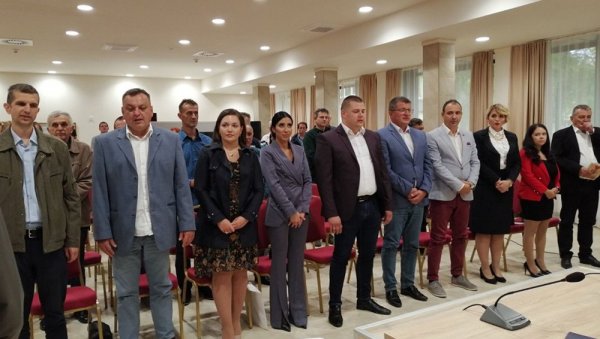 КОЛОНИЗАЦИЈА ОПШТИНЕ ПЛАНДИШТЕ: Одржана академија поводом стогодишњице доласка солунских добровољаца КОЛОНИЗАЦИЈА ОПШТИНЕ ПЛАНДИШТЕ: Одржана академија поводом стогодишњице доласка солунских добровољаца