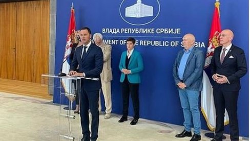 МИНИСТАР МАЛИ ПОТВРДИО: Минимална цена рада у 2022. години ће износити 35.012 динара МИНИСТАР МАЛИ ПОТВРДИО: Минимална цена рада у 2022. години ће износити 35.012 динара