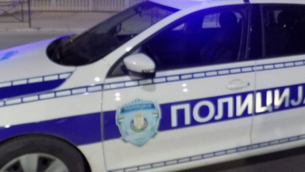 АУТОМОБИЛОМ УДАРИО ЖЕНУ, ПА ПОБЕГАО: Београђанин признао кривицу за несрећу код Лесковца, па добио шест месеци затвора АУТОМОБИЛОМ УДАРИО ЖЕНУ, ПА ПОБЕГАО: Београђанин признао кривицу за несрећу код Лесковца, па добио шест месеци затвора