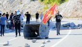 АКЦИЈA СПЕЦИЈАЛНОГ ПОЛИЦИЈСКОГ ОДЕЛЕЊА: Калуђеровић ухапшен због тероризма АКЦИЈA СПЕЦИЈАЛНОГ ПОЛИЦИЈСКОГ ОДЕЛЕЊА: Калуђеровић ухапшен због тероризма