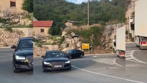 МИЛО СТИГАО НА ЦЕТИЊЕ: Ђукановић дошао да подржи комите (ВИДЕО) МИЛО СТИГАО НА ЦЕТИЊЕ: Ђукановић дошао да подржи комите (ВИДЕО)