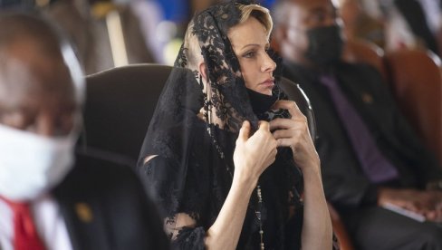 УСПЕШНО СЕ ОПОРАВИЛА: Принцеза Шарлин од Монака напустила болницу УСПЕШНО СЕ ОПОРАВИЛА: Принцеза Шарлин од Монака напустила болницу