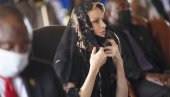 УСПЕШНО СЕ ОПОРАВИЛА: Принцеза Шарлин од Монака напустила болницу