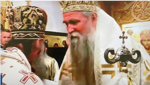 OGLASIO SE PATRIJARH: Moliću se za mir svih, celog sveta, a najviše ovog grada! OGLASIO SE PATRIJARH: Moliću se za mir svih, celog sveta, a najviše ovog grada!