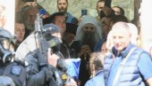 DUGE CEVI I KRSTOVI: Milov ekstremizam izazvao nerealne scene ispred Cetinjskog manastira nakon ustoličenja (FOTO/VIDEO) DUGE CEVI I KRSTOVI: Milov ekstremizam izazvao nerealne scene ispred Cetinjskog manastira nakon ustoličenja (FOTO/VIDEO)