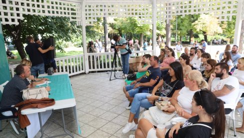 БЕСПЛАТНО ДИГИТАЛНО САВЕТОВАЛИШТЕ 365 ДАНА У ГОДИНИ: Манифестација „Дан родитељства“ у Новом Саду БЕСПЛАТНО ДИГИТАЛНО САВЕТОВАЛИШТЕ 365 ДАНА У ГОДИНИ: Манифестација „Дан родитељства“ у Новом Саду