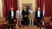 БРИГА О ДЕЦИ ГЛАВНА ТЕМА: Сусрет градоначелника Београда и Бијељине (ФОТО) БРИГА О ДЕЦИ ГЛАВНА ТЕМА: Сусрет градоначелника Београда и Бијељине (ФОТО)